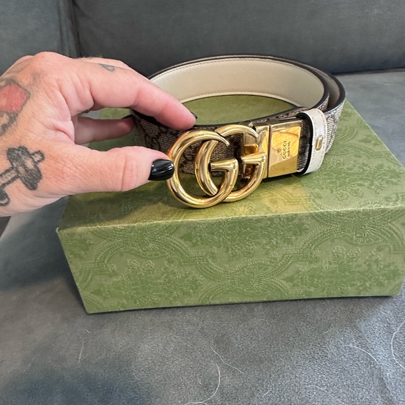 Gucci reversible belt - Picture 2 of 4